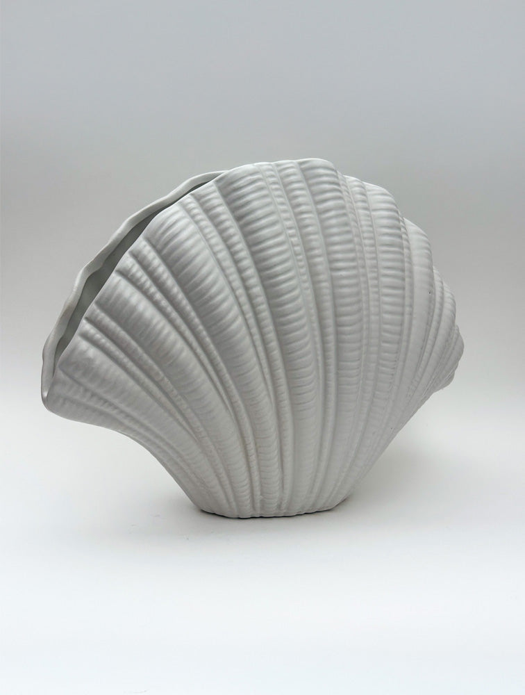 FLORERO CERAMICA CONCHA ABANICO X8164