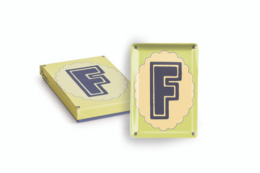 Trinket Alphabet letra F X8282F