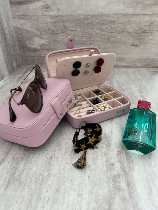 JOYERO EMILIA LAVANDA CAKN032L