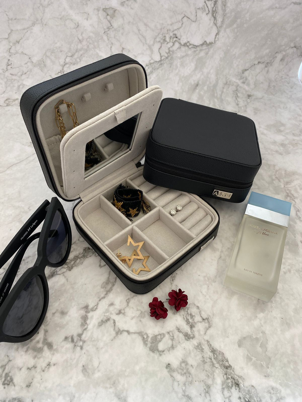 JOYERO SQUARE NEGRO CAKN039N