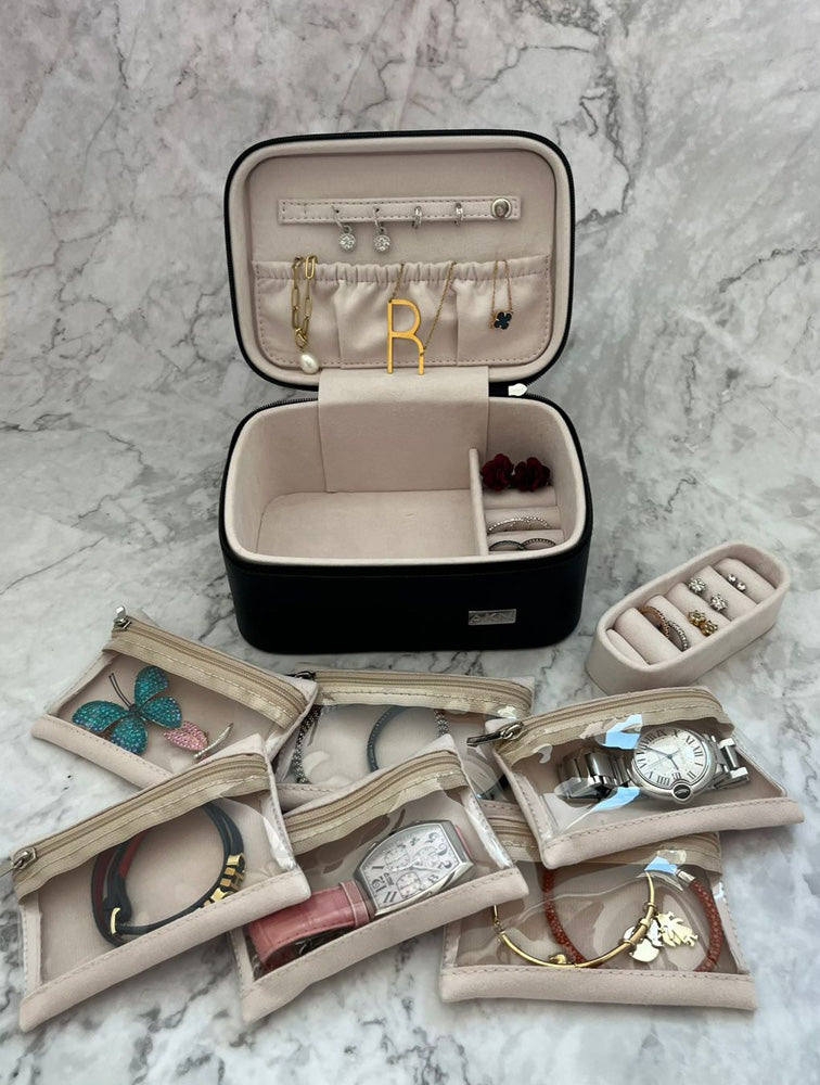 JOYERO SQUARE NEGRO CAKN039N