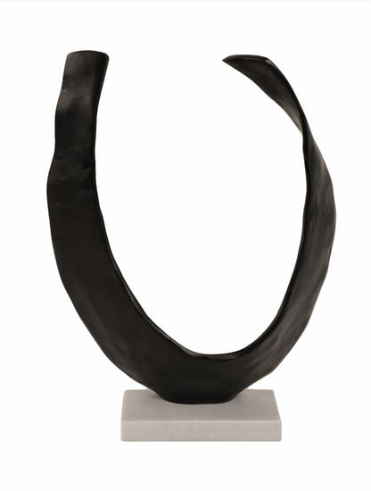 ESCULTURA HERRADURA NEGRA Y BASE DE MARMOL X8056
